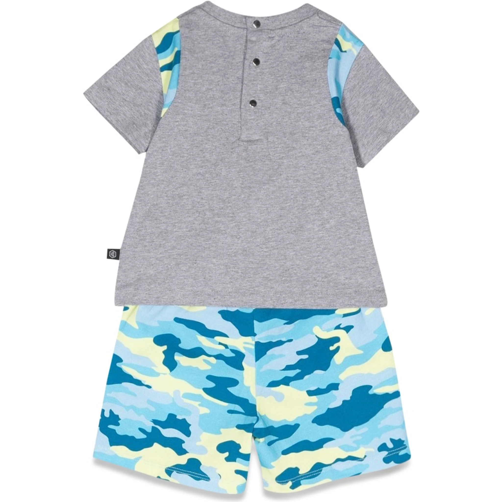 طقم تيشيرت وشورت مموه