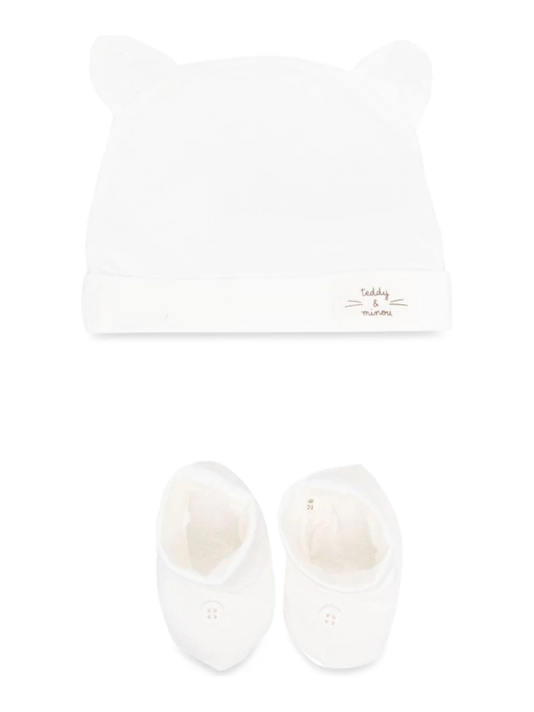 bonnet and booties set