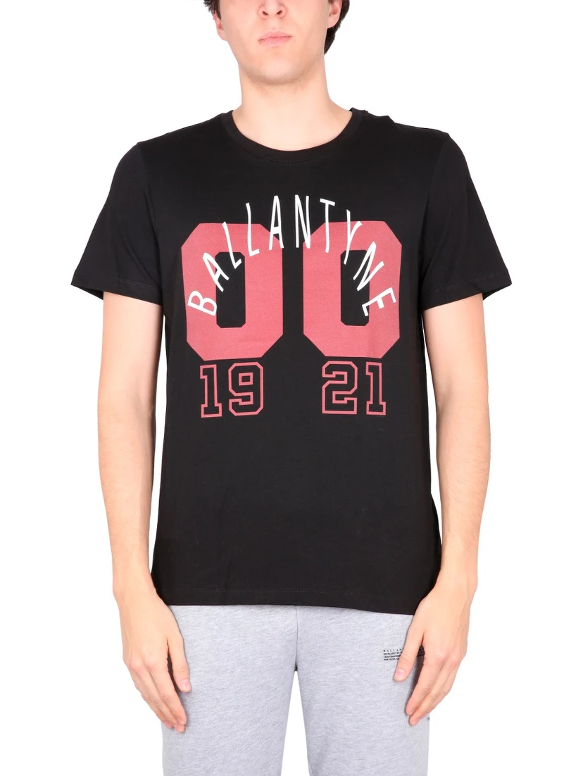 CREWNECK T-SHIRT