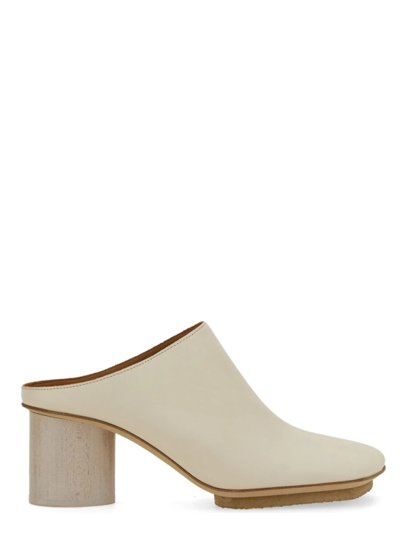 LEATHER MULE.