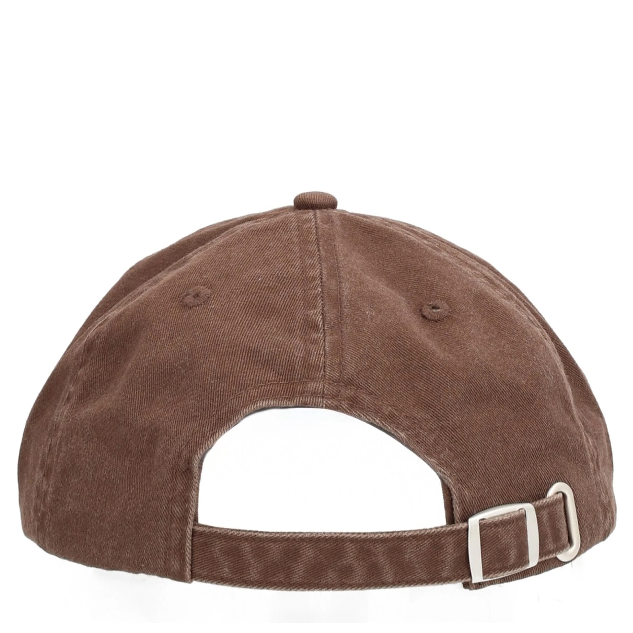 قبعة بيسبول بشعار