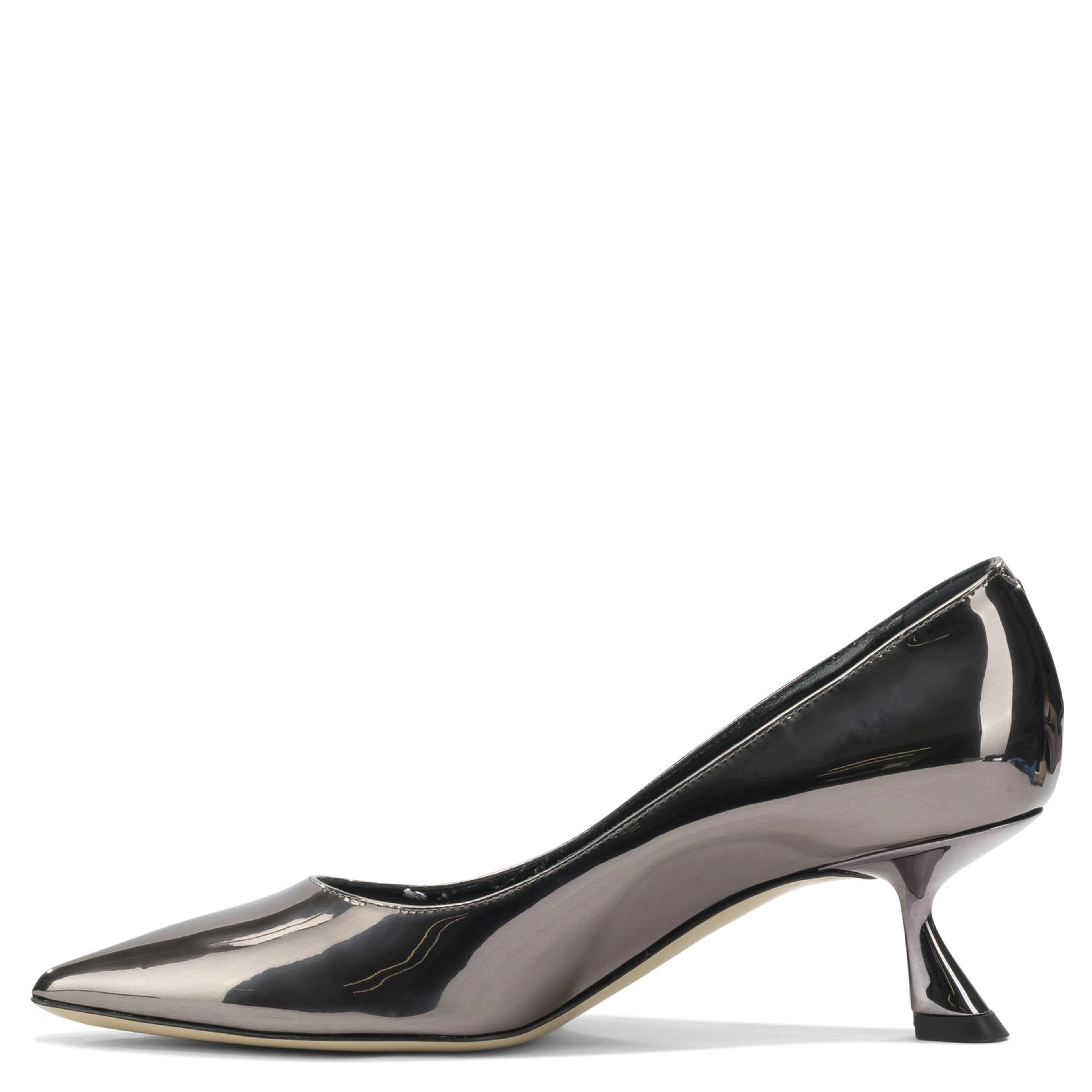 Heeled shoes