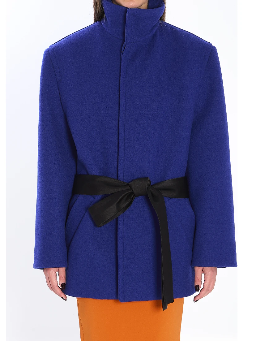 Boxy belted coat in wool