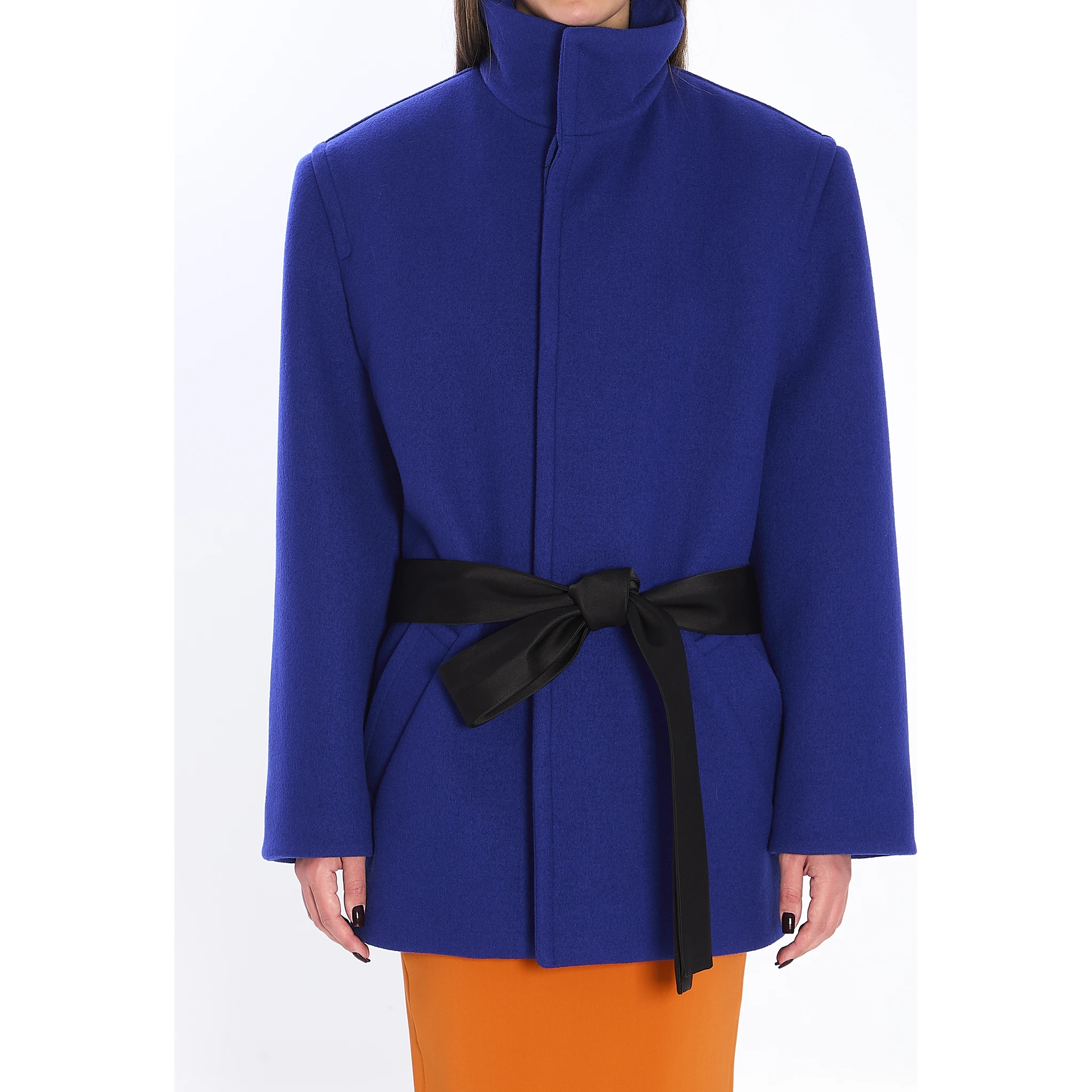 Boxy belted coat in wool