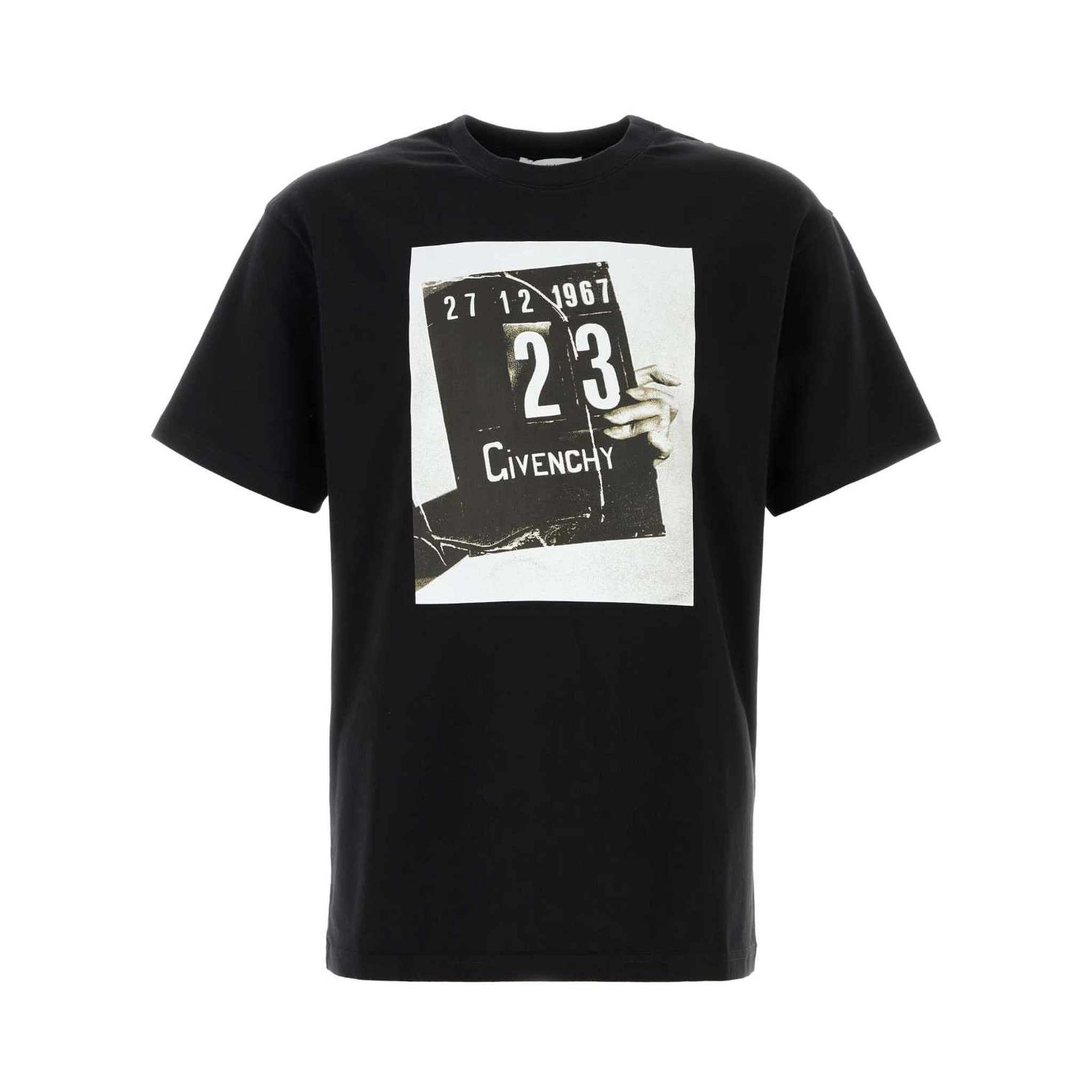 تيشيرت بقصة عادية