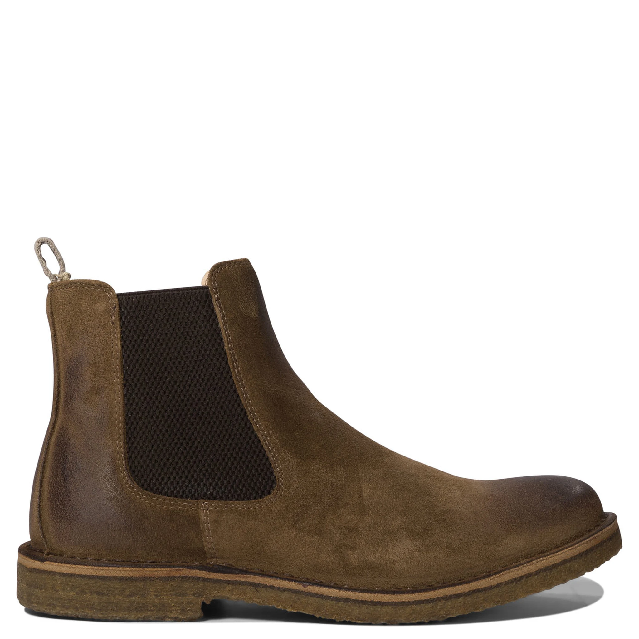 Chelsea ankle boots in leather