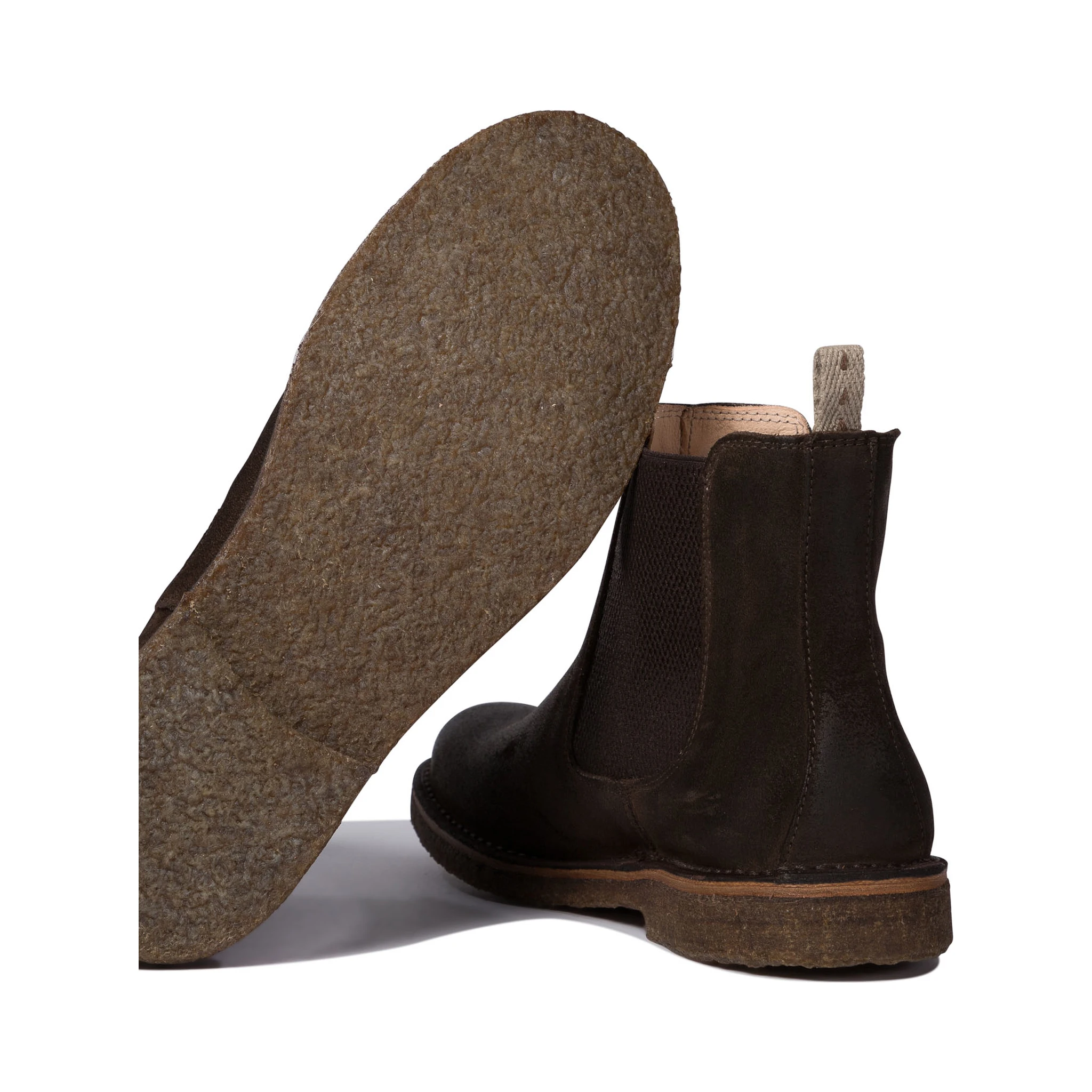 Chelsea ankle boots in leather