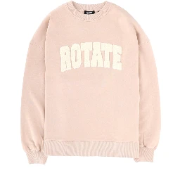 كنزة رياضية بشعار