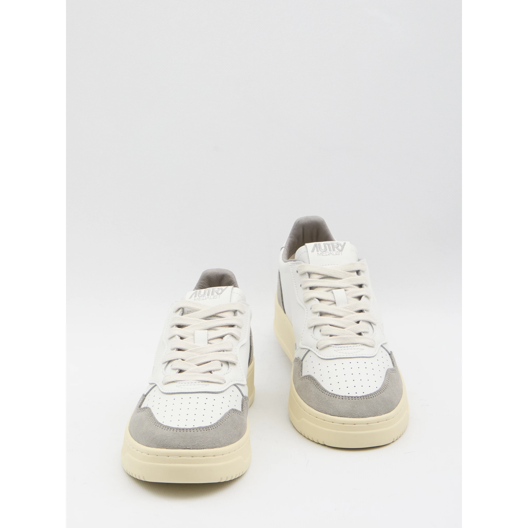 Medalist Low sneakers