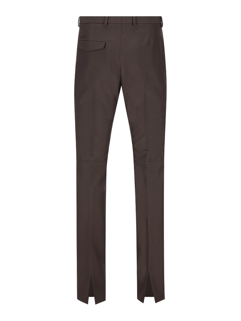 ملابس غوتشي الجاهزة