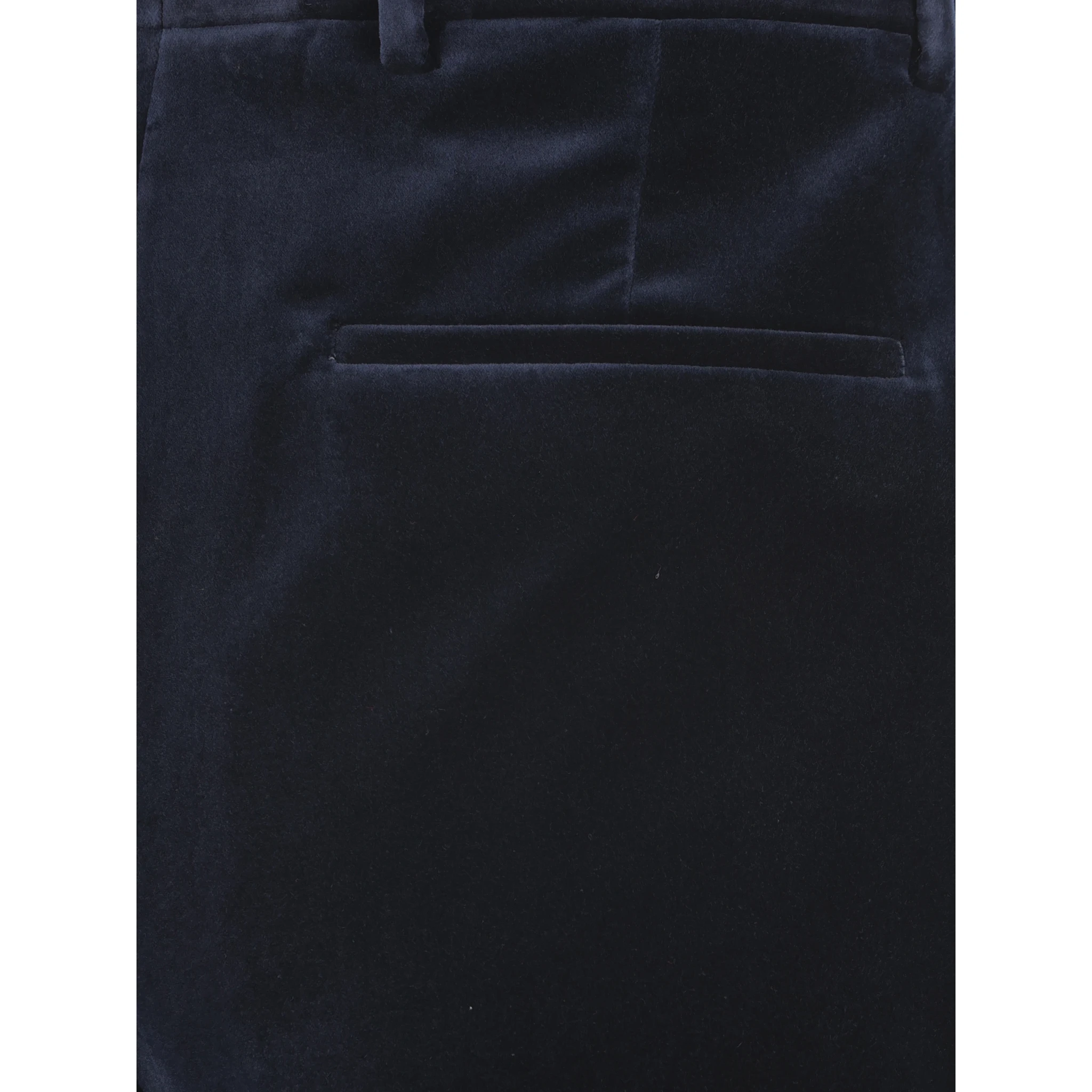 ملابس غوتشي الجاهزة