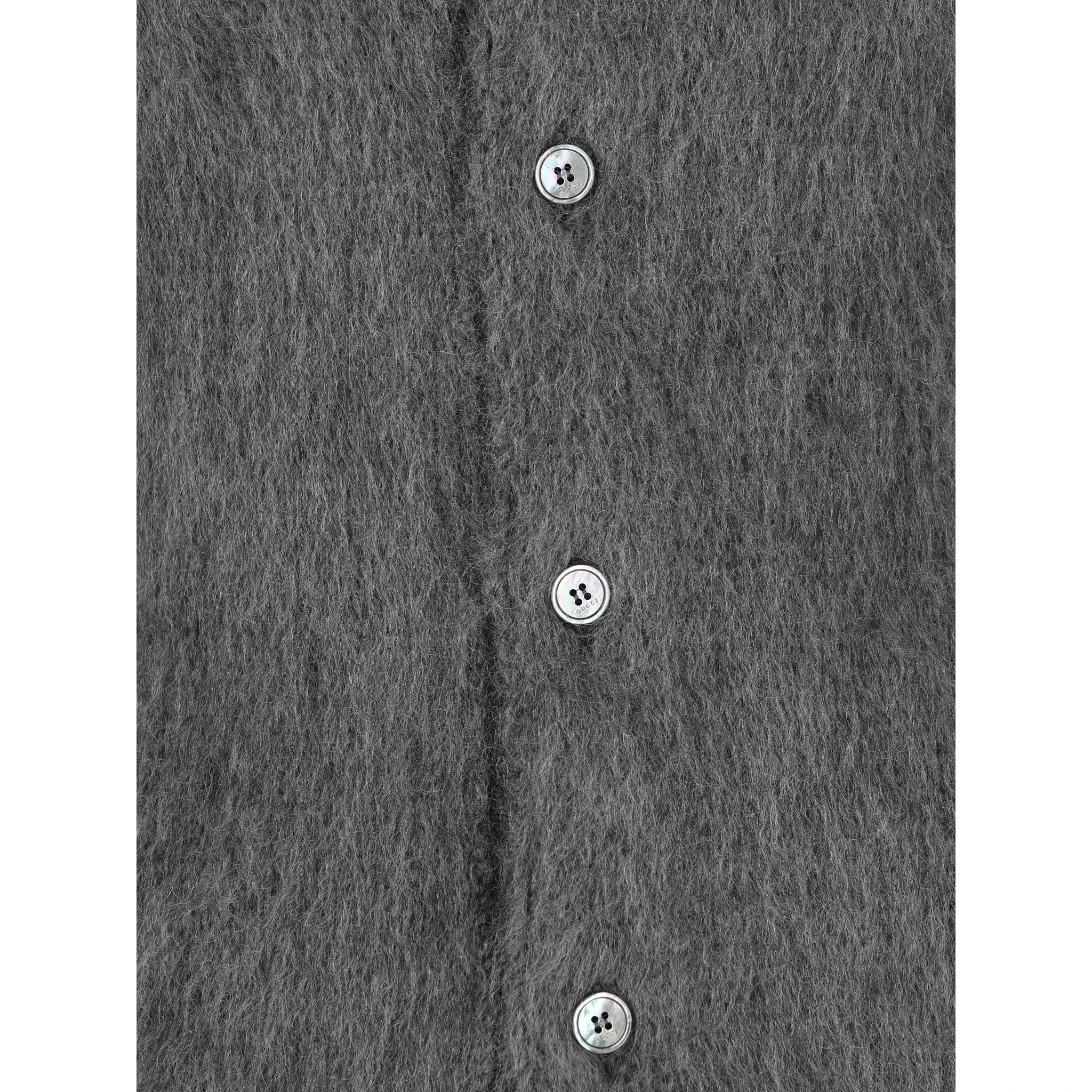 كنزات غوتشي