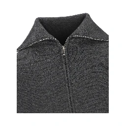 كنزات بالنسياغا