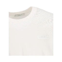 تيشيرتات وبولو جيفنشي بيضاء