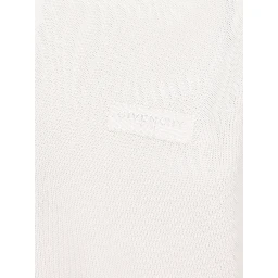 تيشيرتات وبولو جيفنشي بيضاء