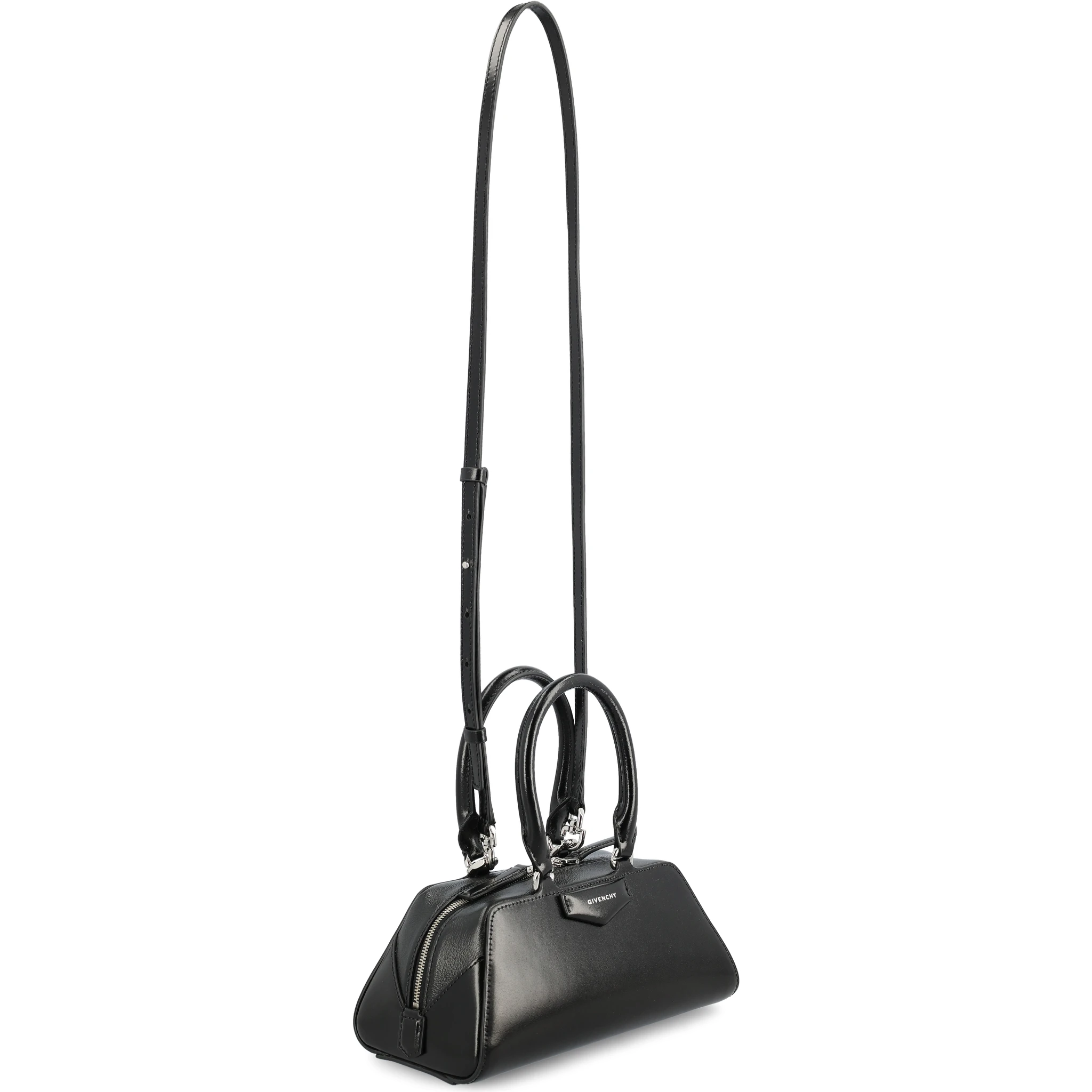 حقائب جيفنشي.. أسود