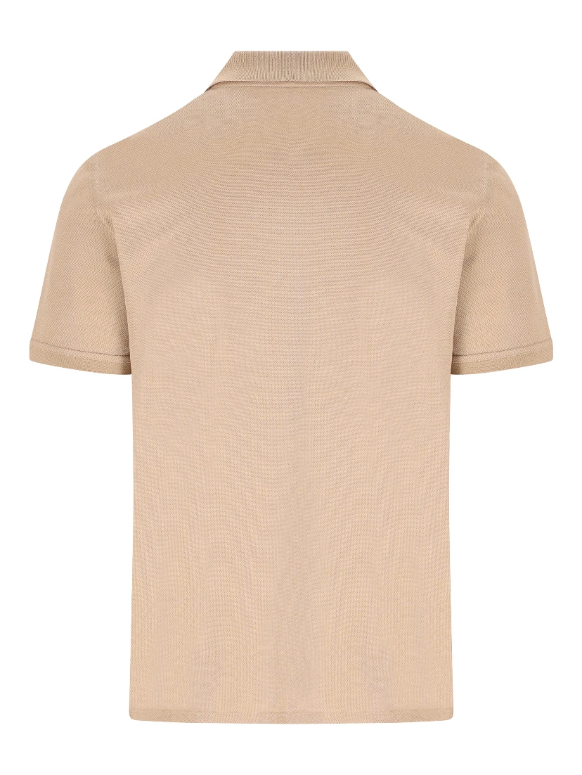 تيشيرتات وبولو من جيفنشي باللون البيج