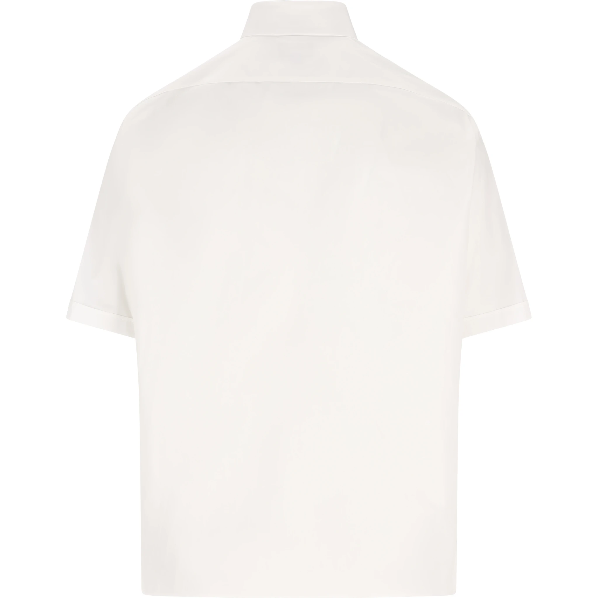 قمصان فندي بيضاء