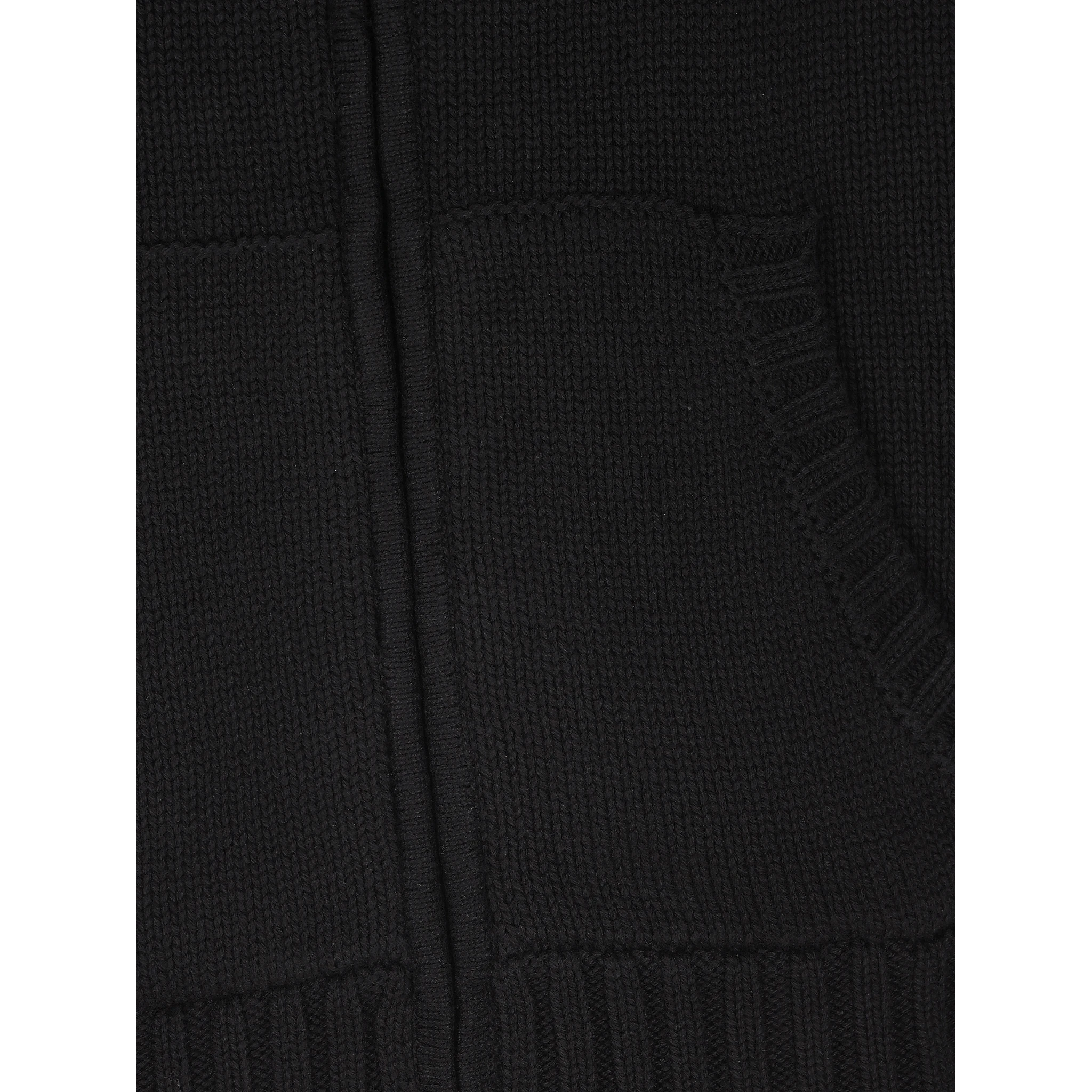 كنزات جي ستار سوداء