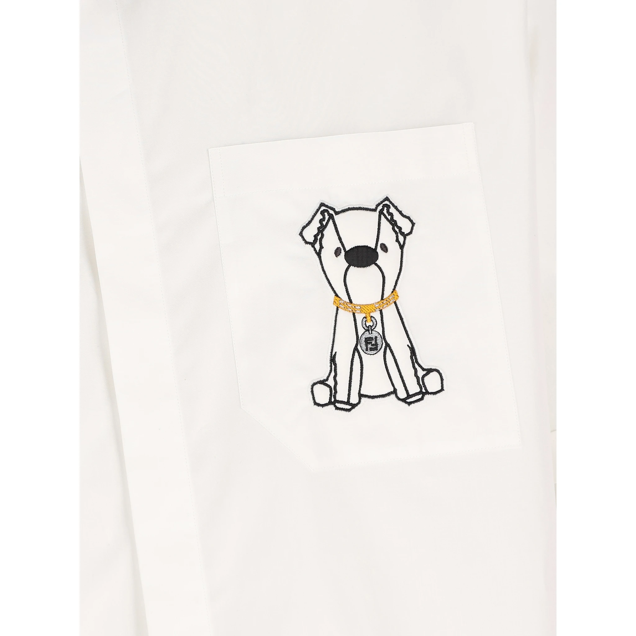 قمصان فندي بيضاء