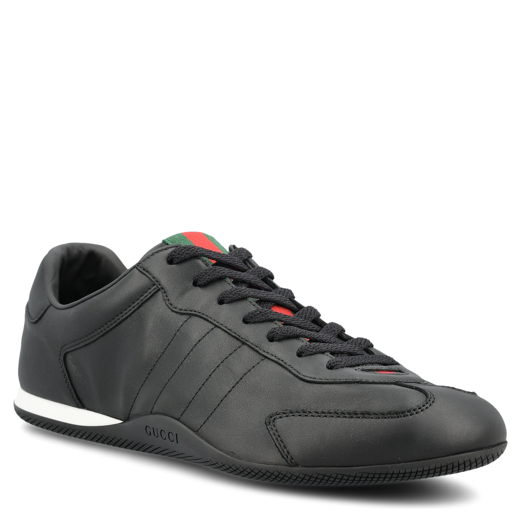 Shift trainers in black leather