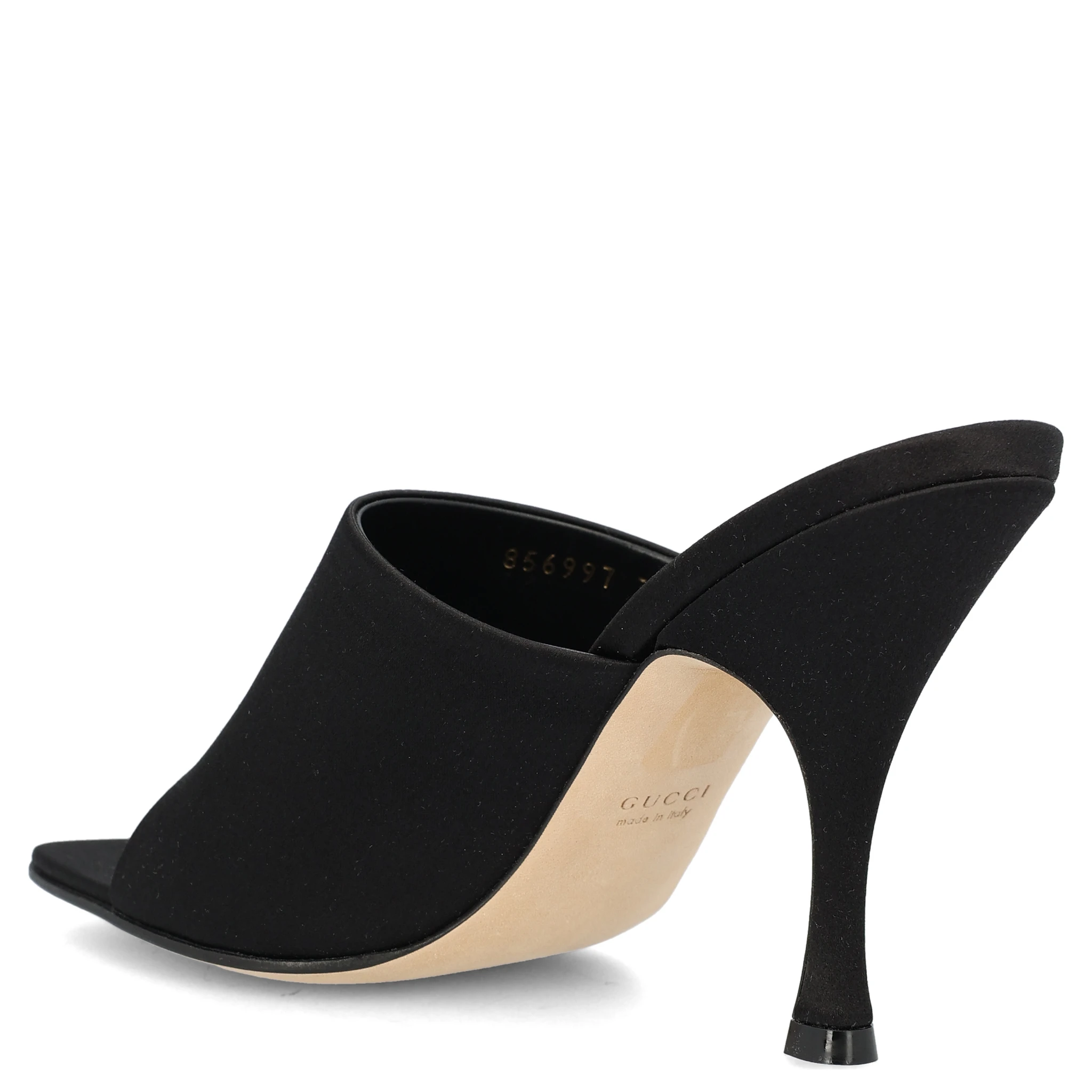 صندل غوتشي أسود