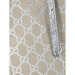 GG Emblem Medium Tote Bag