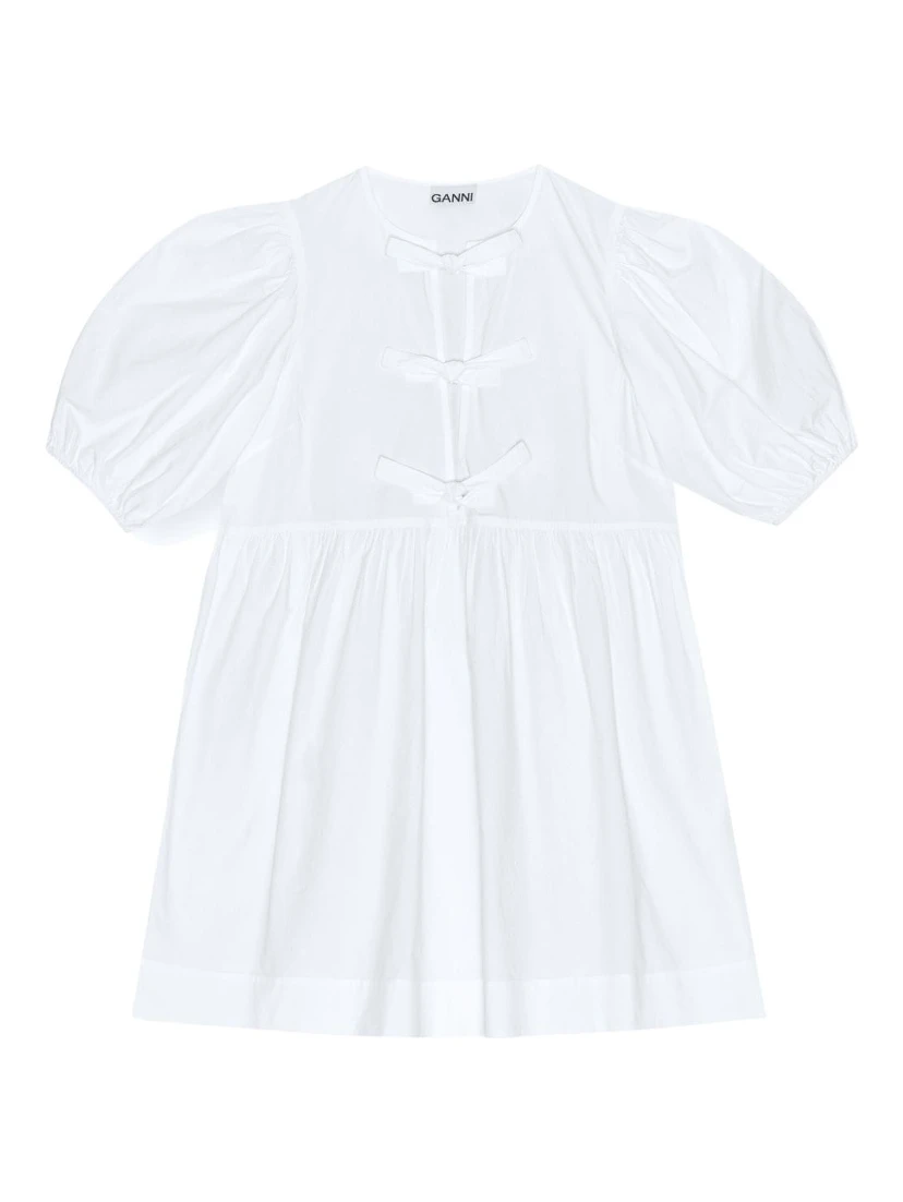 فساتين غاني بيضاء