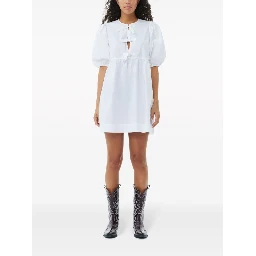 فساتين غاني بيضاء