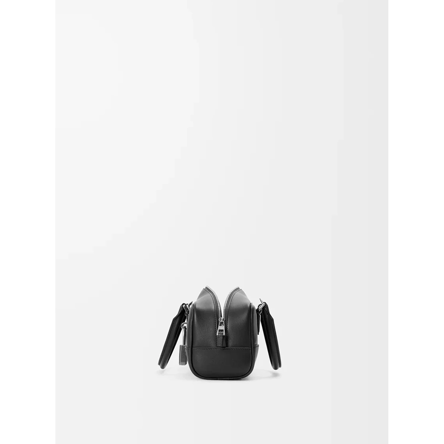 LOEWE AMAZONA 23 bag