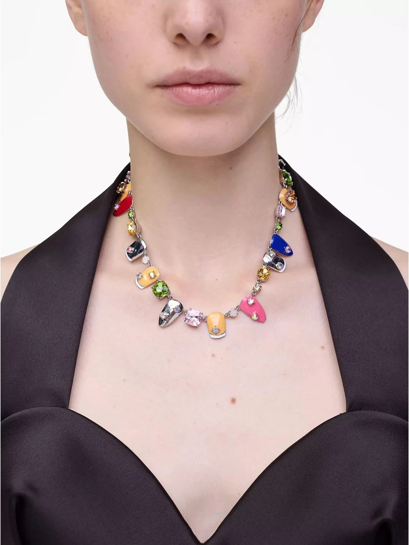 قلادة مارك جاكوبس