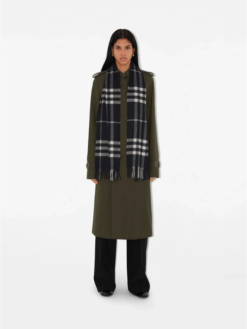 BURBERRY scarf