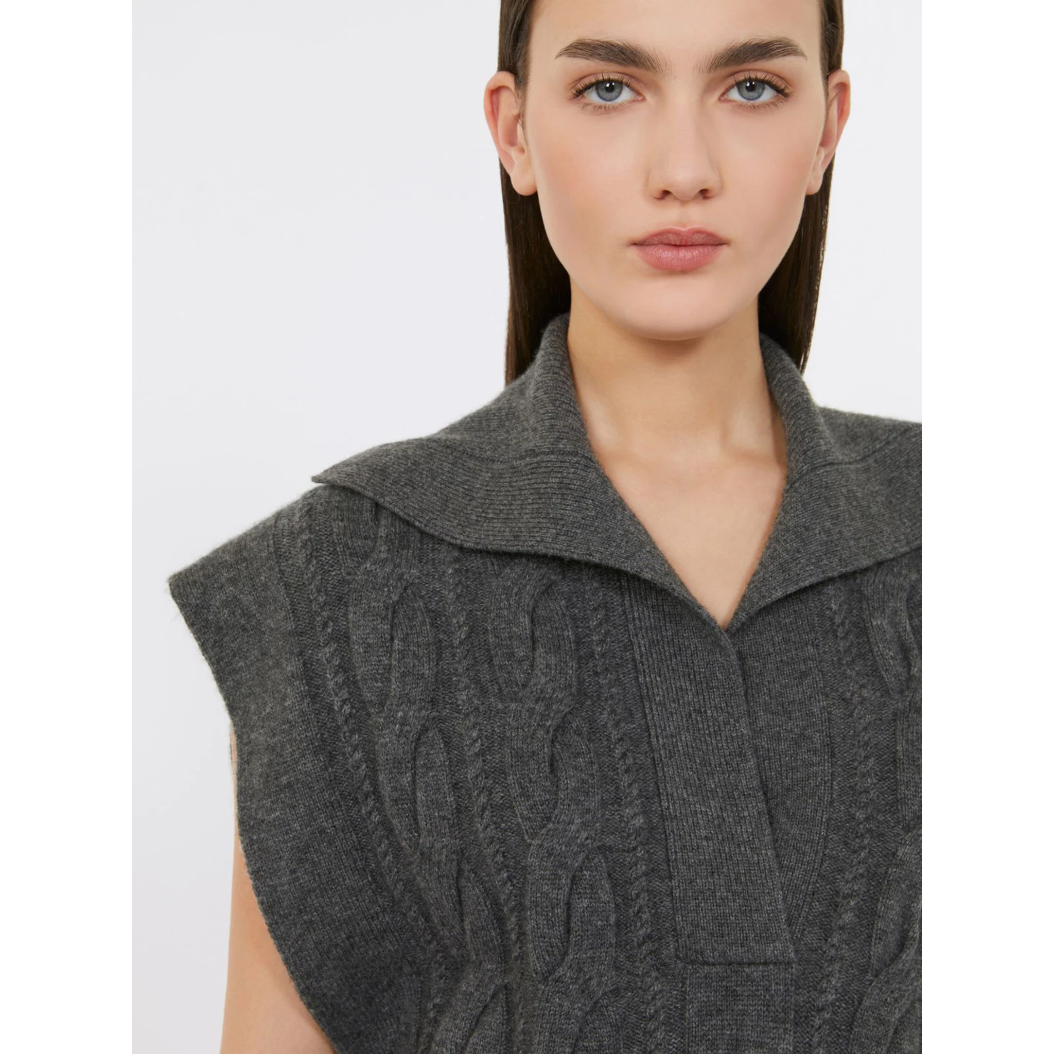 Polo-collar Cable-knit Vest