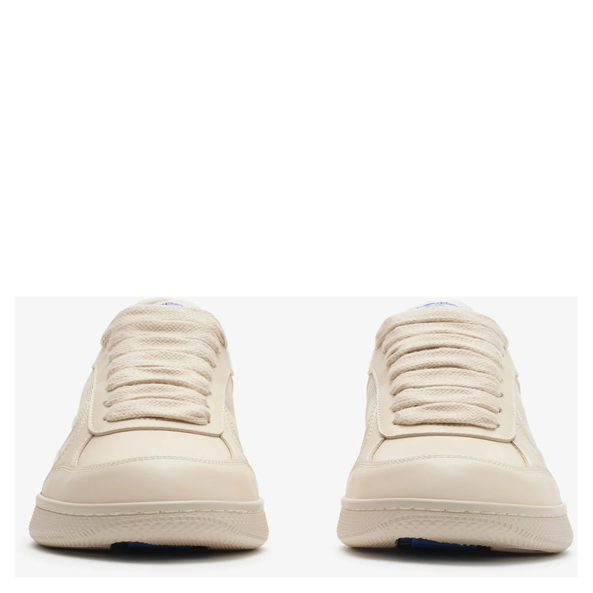 أحذية رياضية من بربري