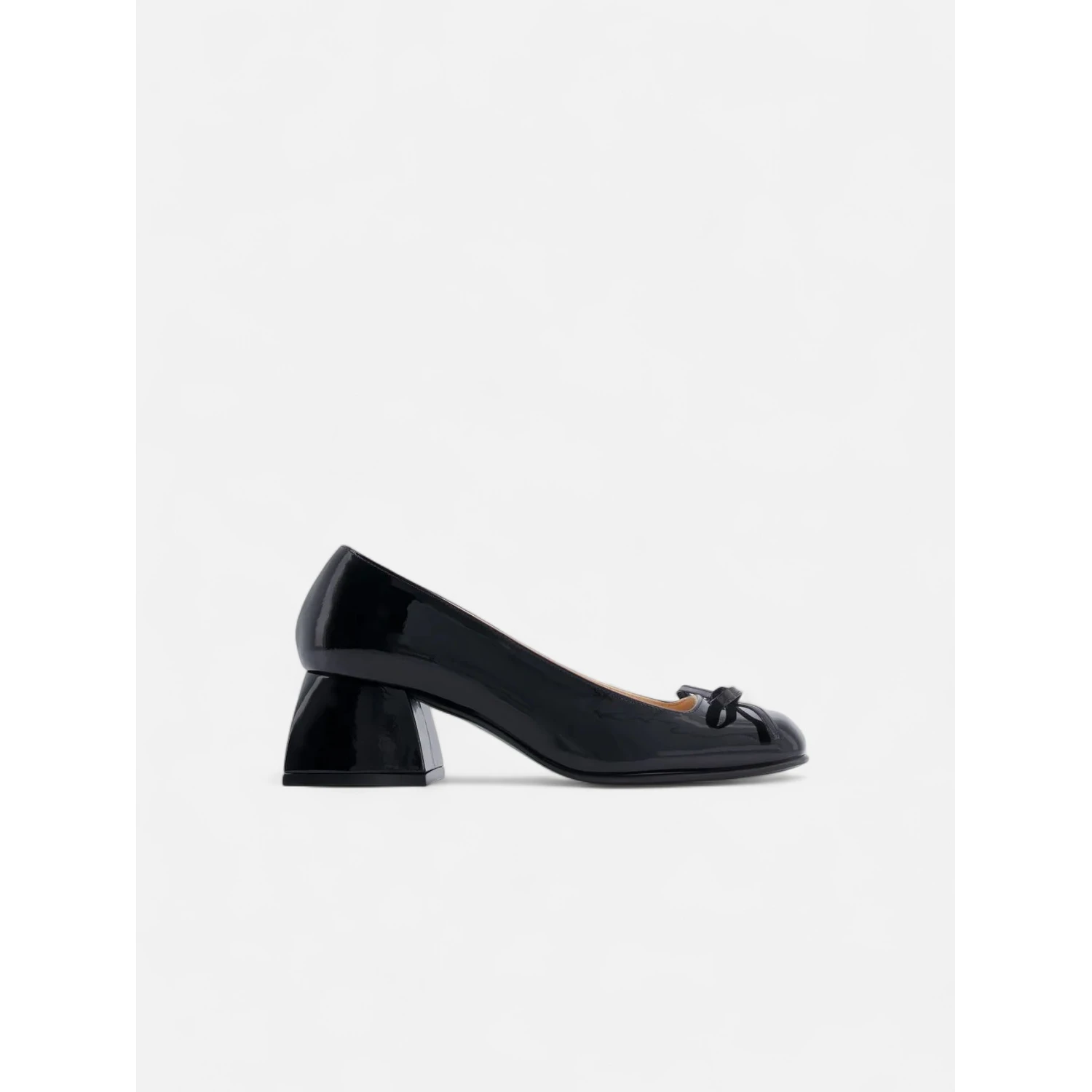 NODALETO shoes