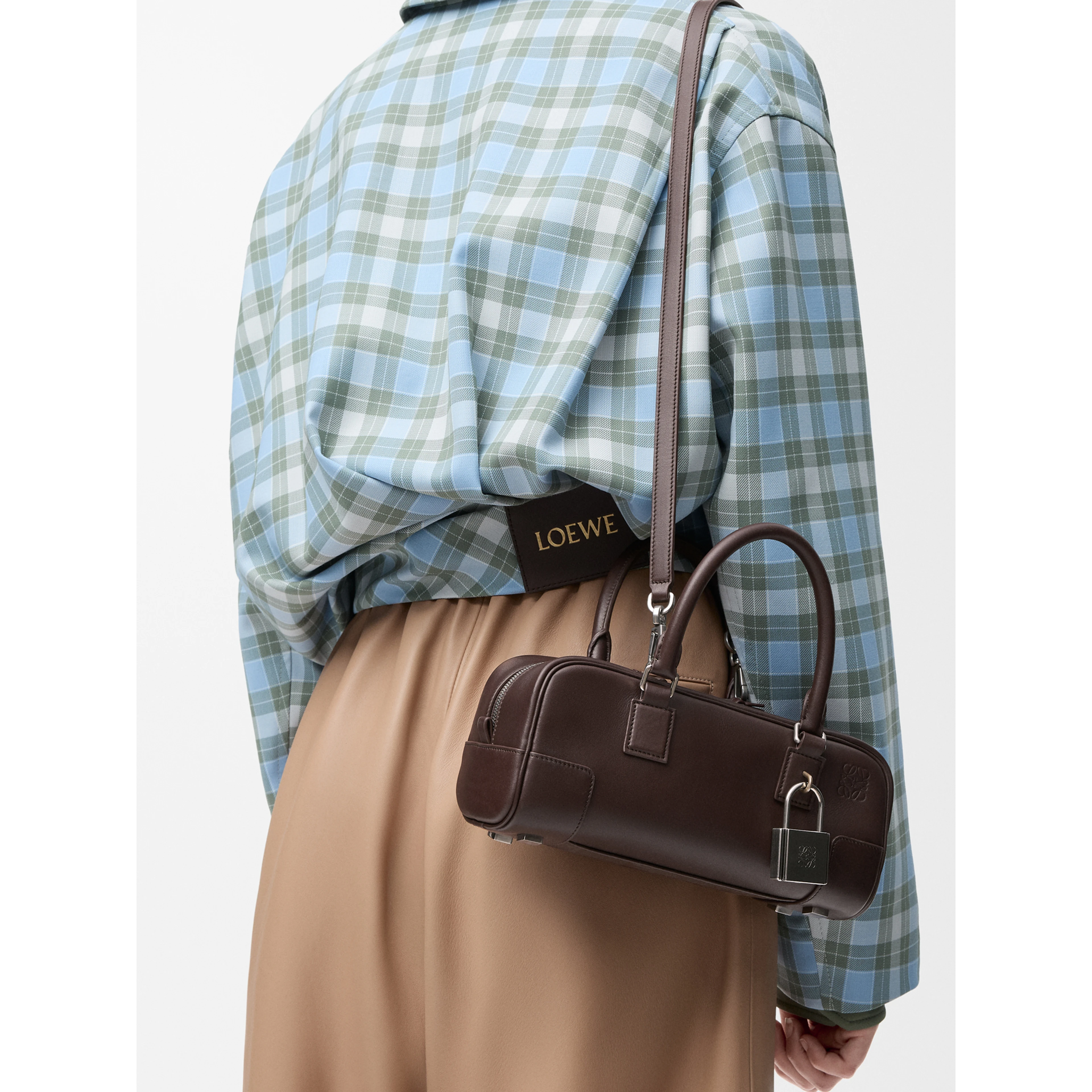 LOEWE AMAZONA 23 bag