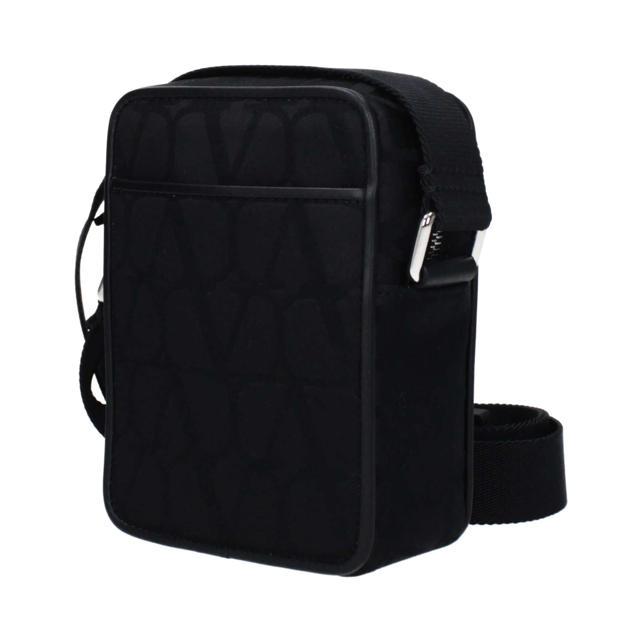 حقيبة كروسبودي من القماش الأسود