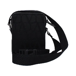 حقيبة كروسبودي من القماش الأسود