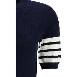 سويت شيرت من الصوف الأزرق