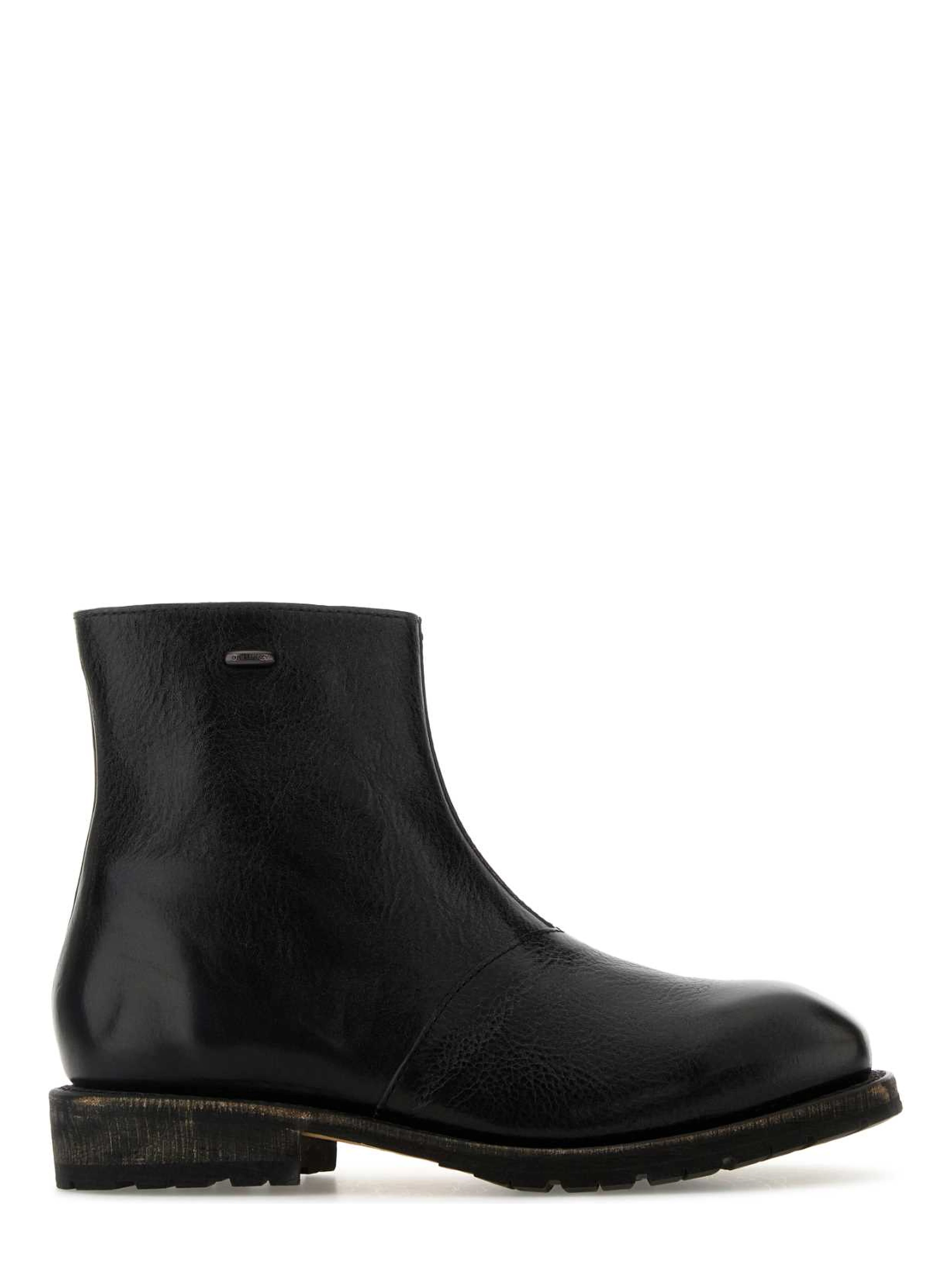 ENGINE BOOT