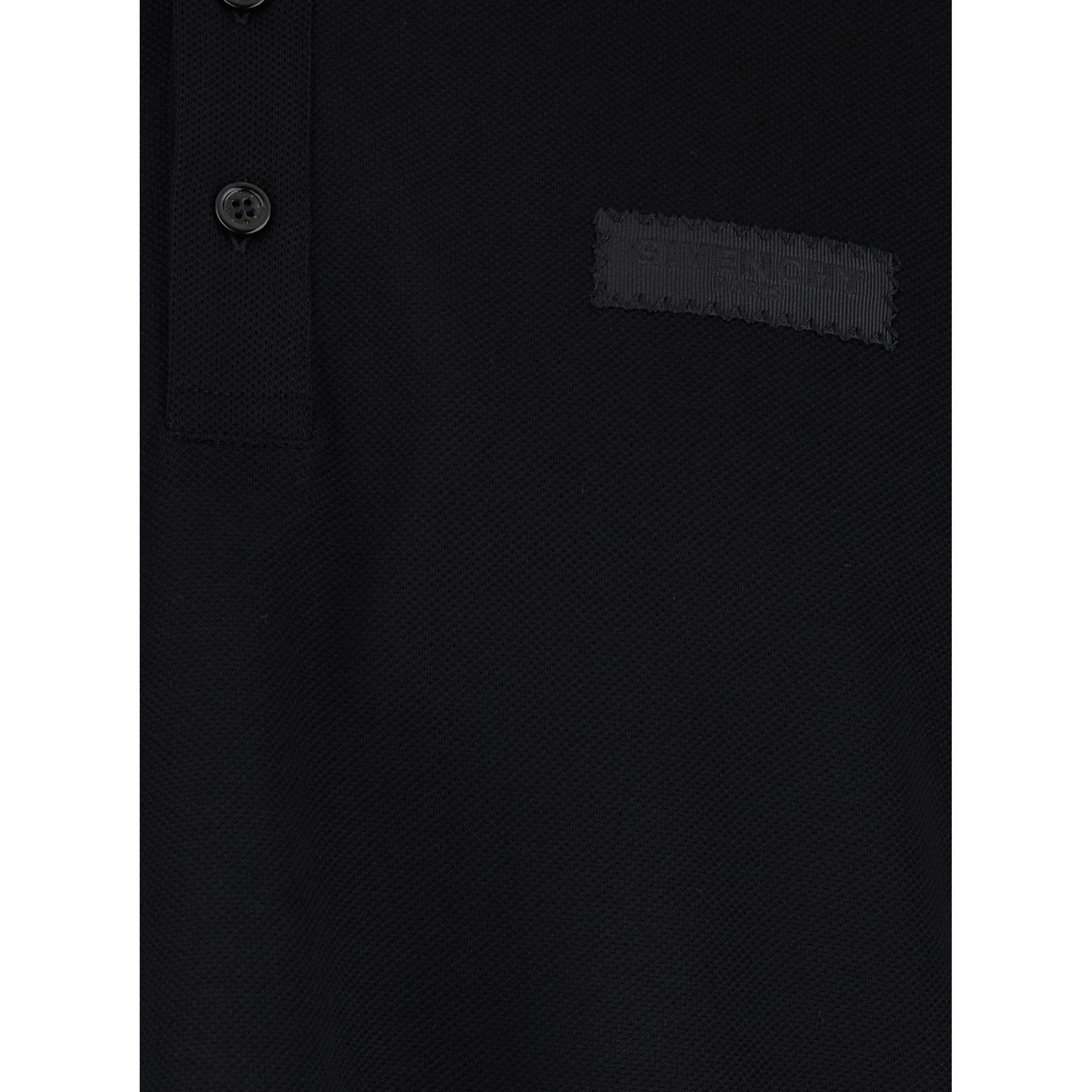 قميص بولو أسود بشعار على الصدر من القطن للرجال