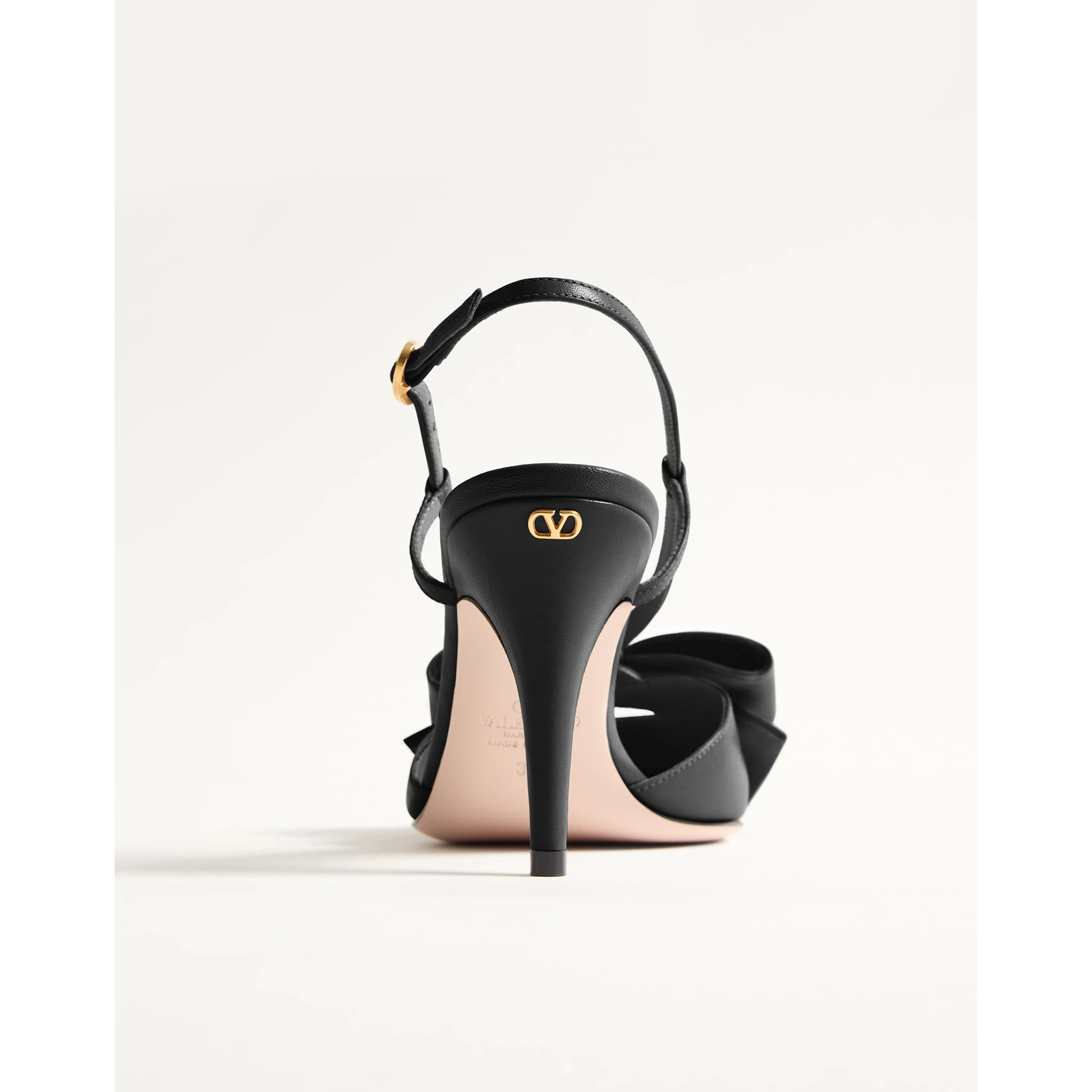 "Bowow" pumps in leather