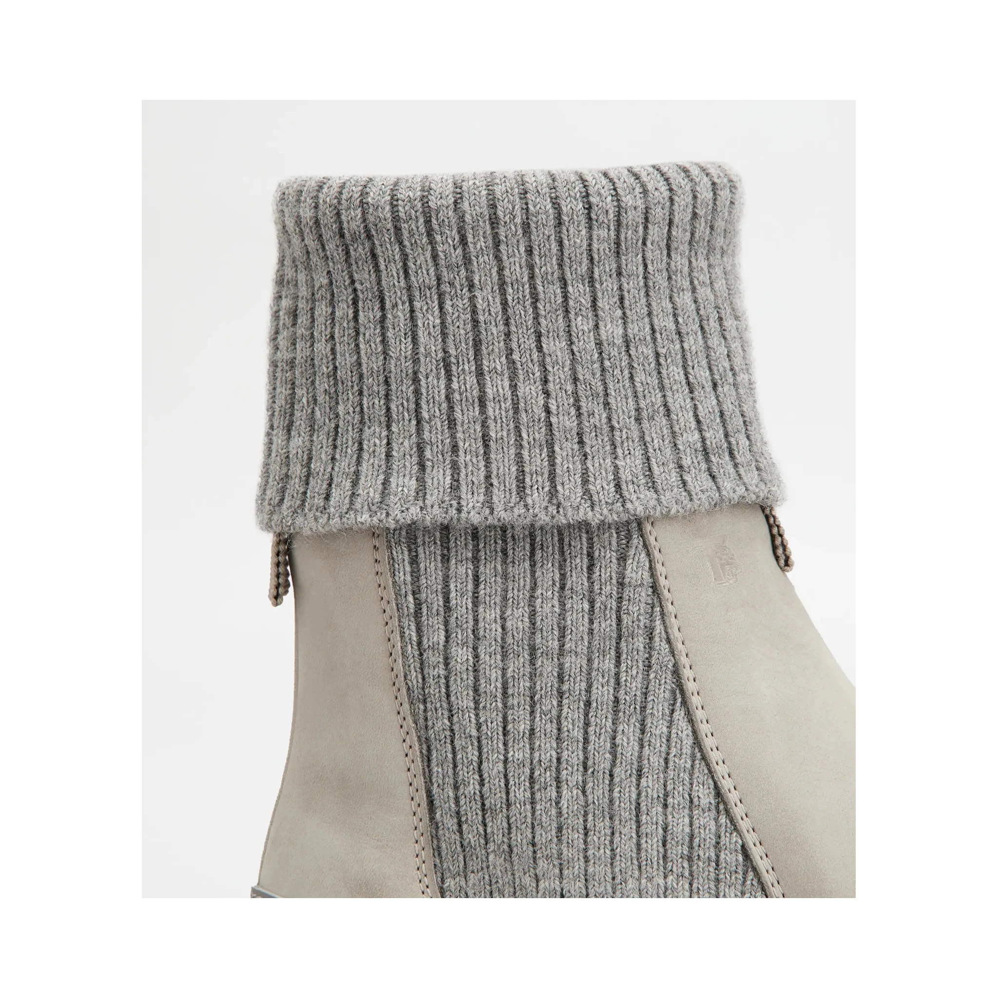 Nabuck leather Chelsea ankle boots