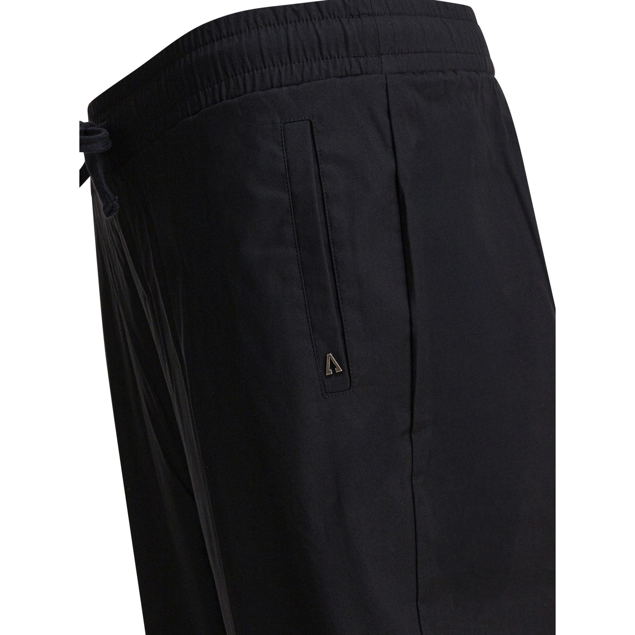 Pants with drawstring
