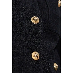 سترة بأزرار