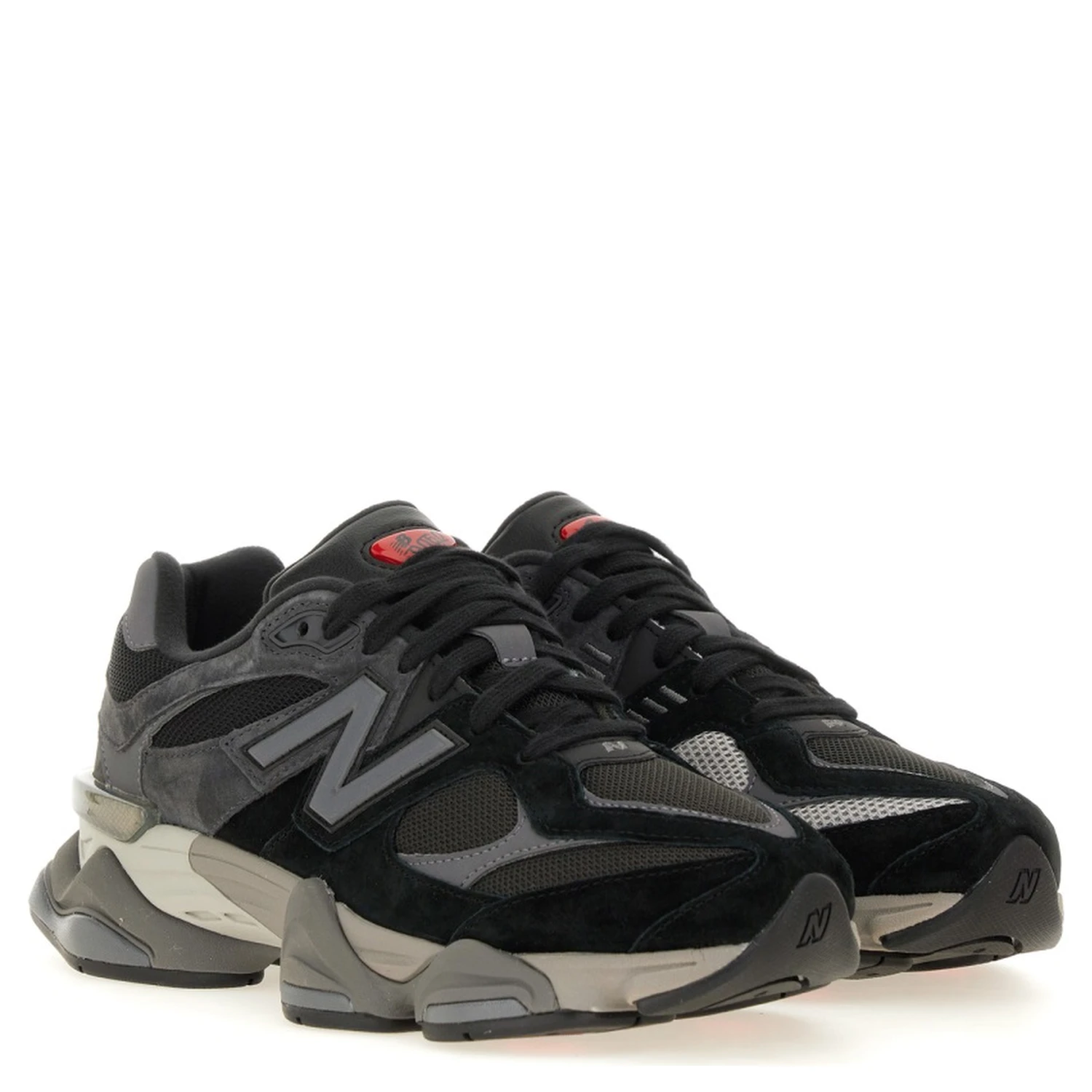 حذاء رياضي 9060