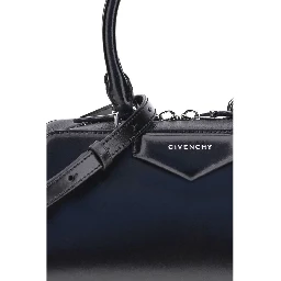 حقيبة يد بوس توروس من جلد العجل الأسود