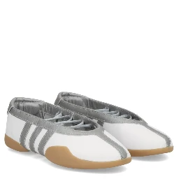 "TAEKWONDO MEI" SNEAKER