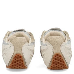 "SLOW RUNNER" SNEAKER
