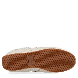 "SLOW RUNNER" SNEAKER